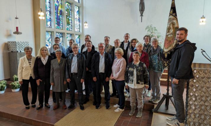 Pfarr Cäcilien Chor St. Apollinaris